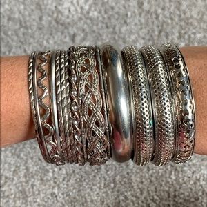 Assorted bracelets bundle 2